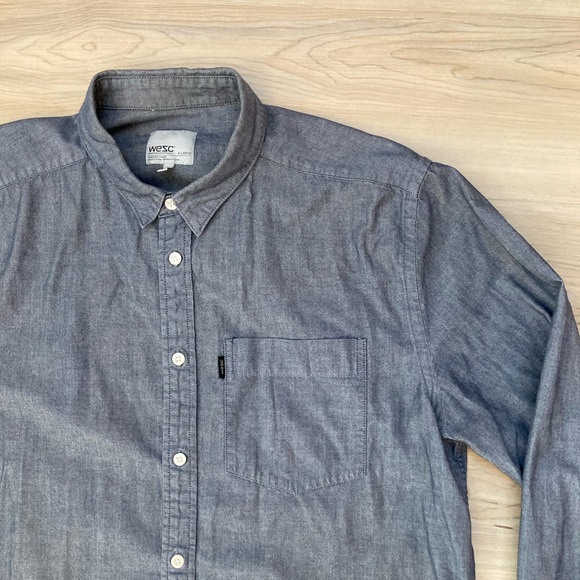 WeSC Button Up Shirt - Picture 1 of 4